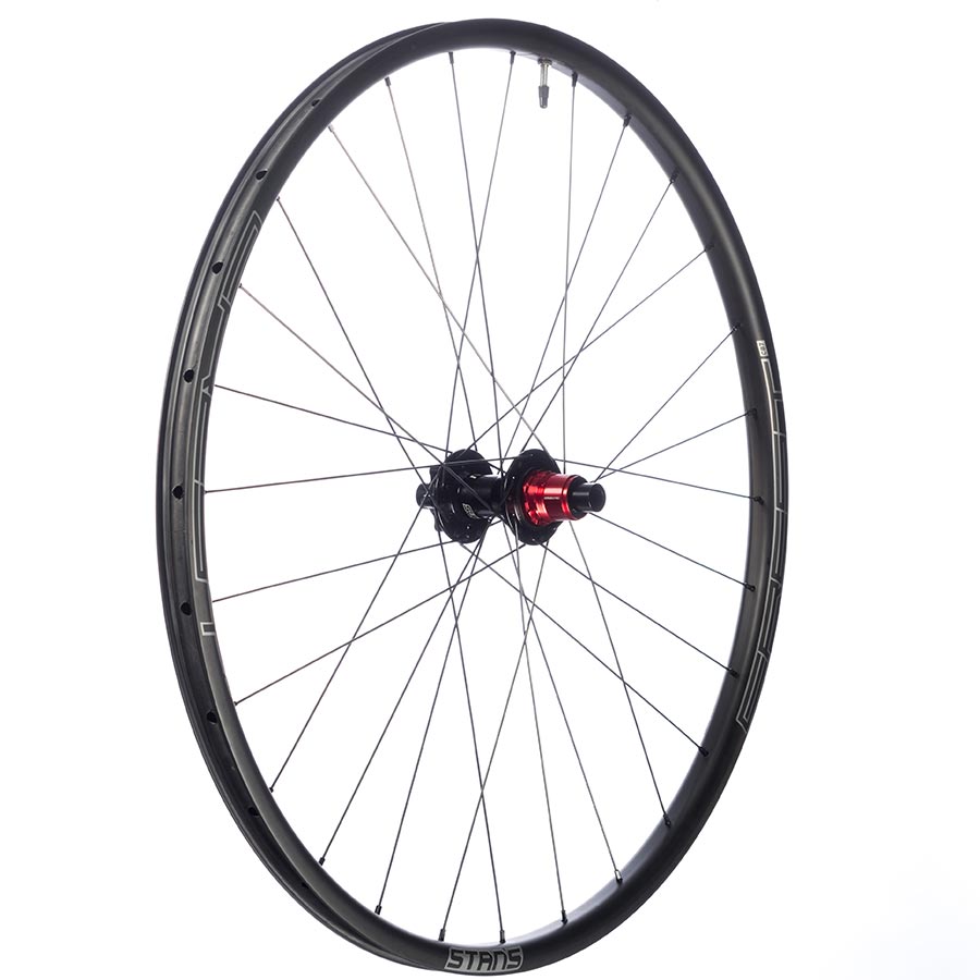 Rear, 29'' / 622, Holes: 28, 12mm TA, 148mm, Disc IS 6-bolt, SRAM XD-R