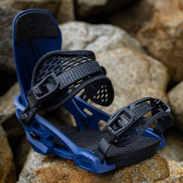 Spruce Snowboard Bindings - Midnight Blue